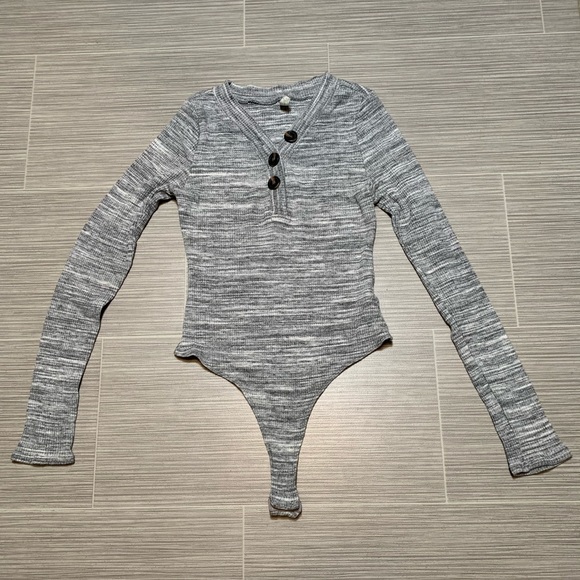 Free people gray up all night Henley bodysuit - Picture 4 of 7